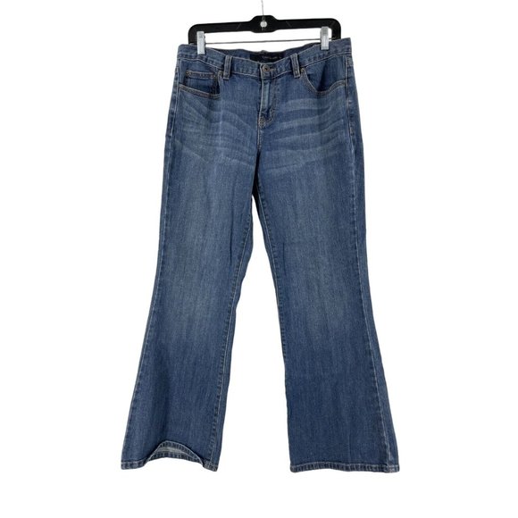 Calvin Klein Women's Jeans Flare Medium Wash Medium Rise Size 30 / 10 - Picture 2 of 12